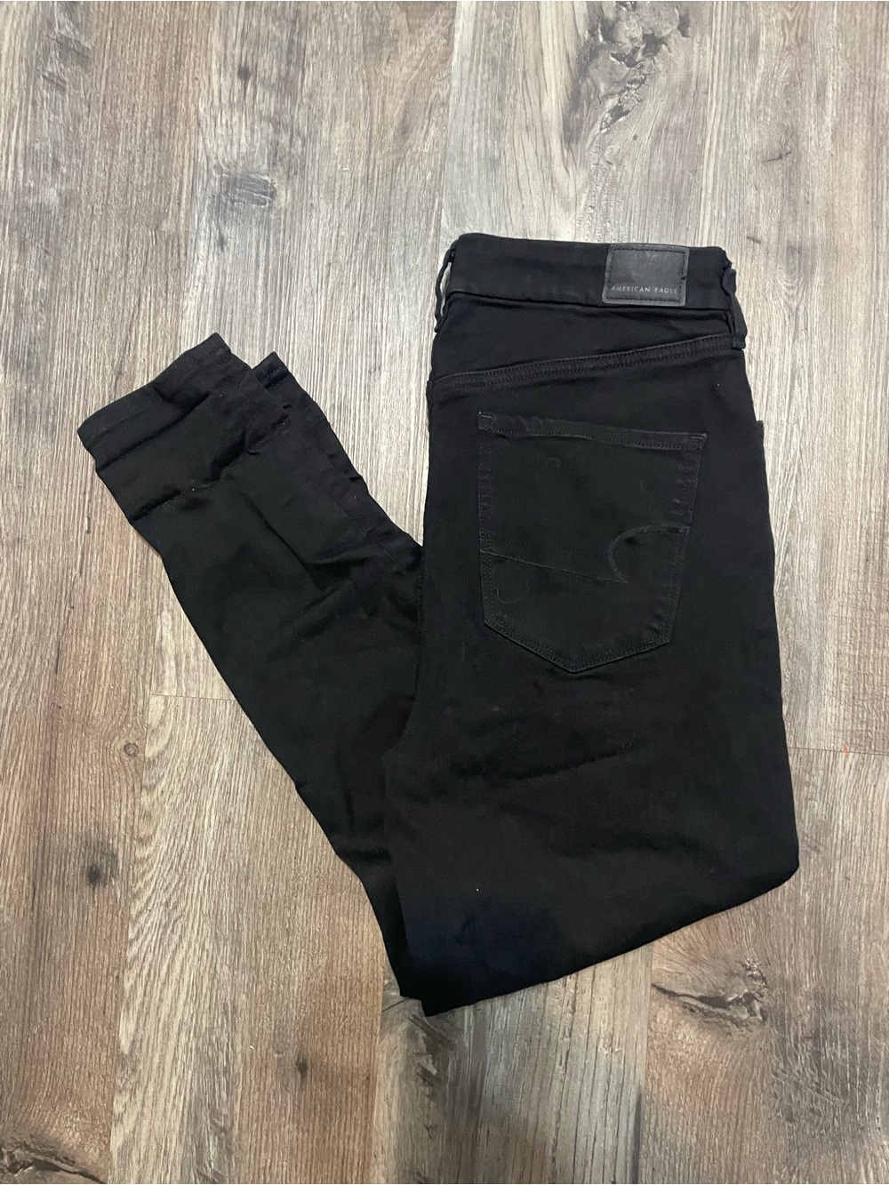 American Eagle Outfitters women black  Slim Jeans size 14 pre-owned